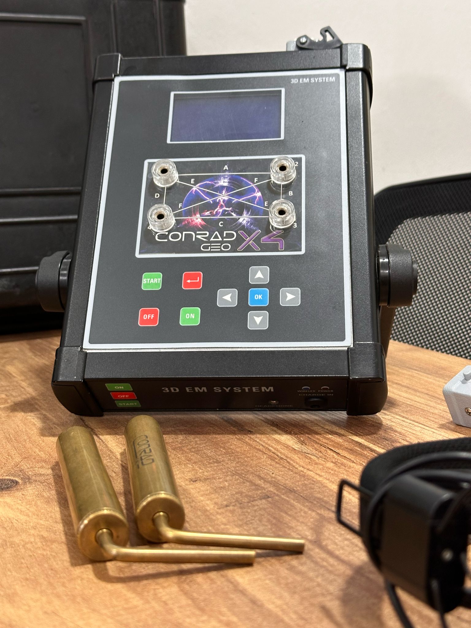 Conrad Geo x4 img