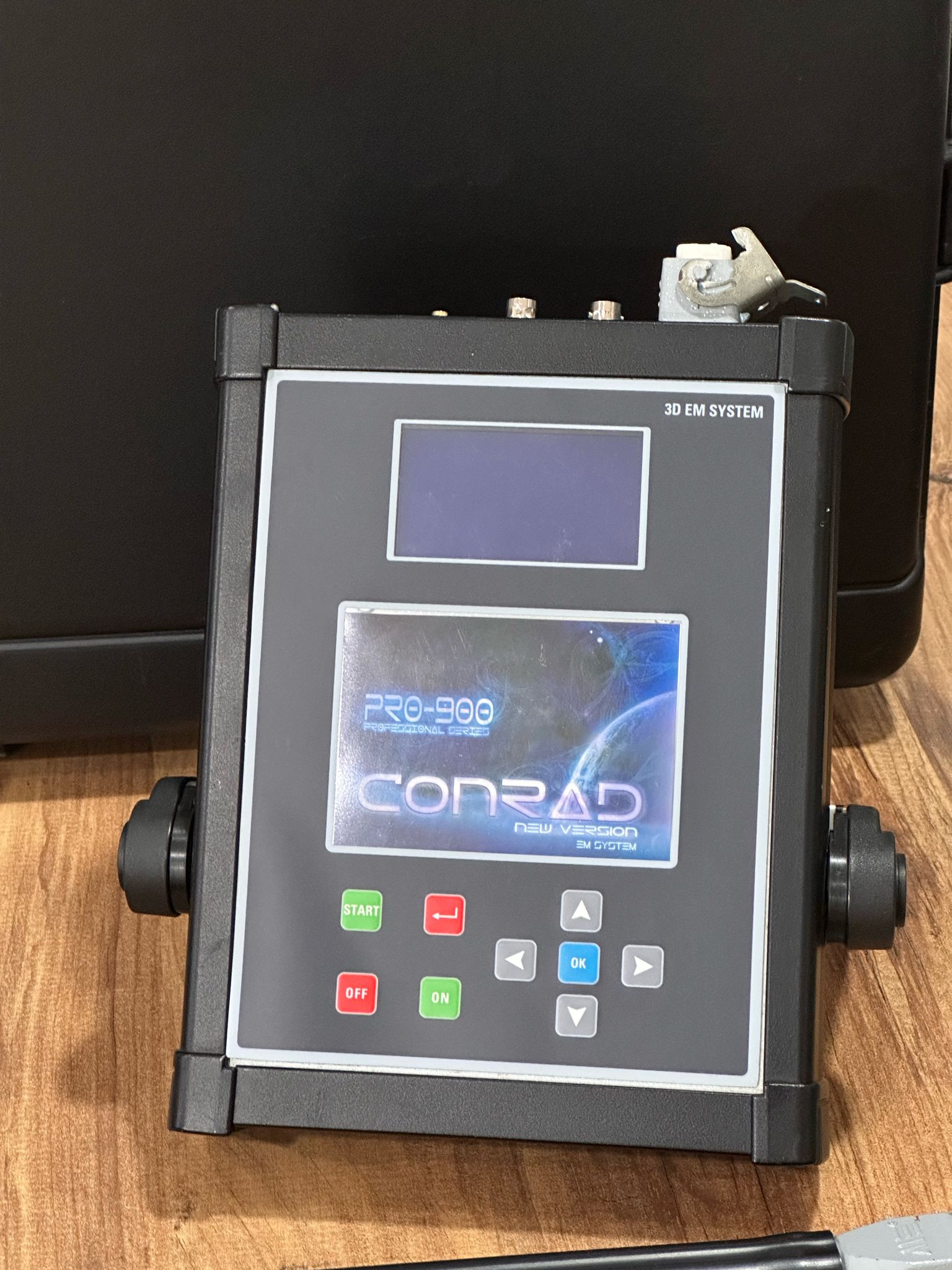 Conrad Pro 900 2 El img